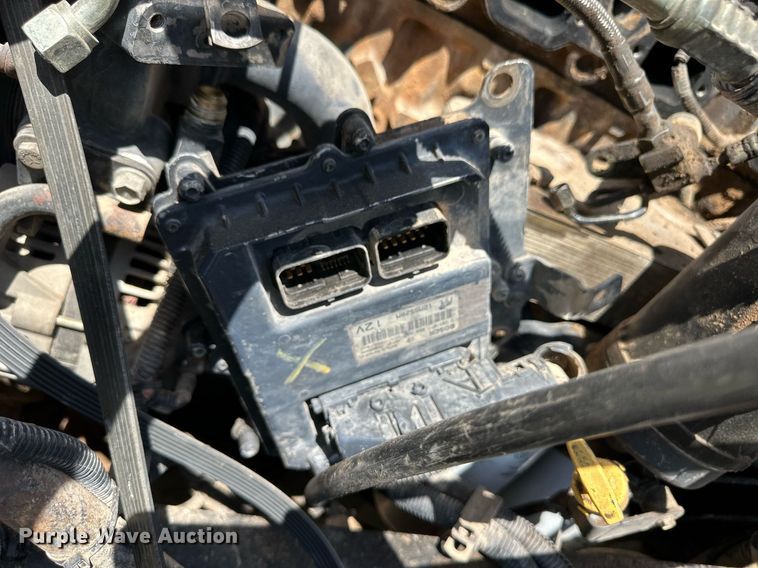 image for item EQ4659 2004 Mack CX613 semi truck