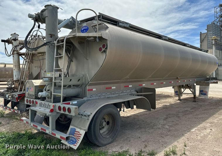 image for item EQ4685 2021 Hensley ATLW-40-35-8 feed delivery trailer