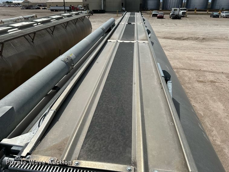 image for item EQ4685 2021 Hensley ATLW-40-35-8 feed delivery trailer