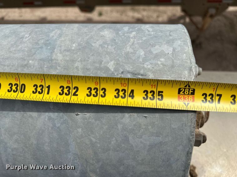 image for item EQ4685 2021 Hensley ATLW-40-35-8 feed delivery trailer