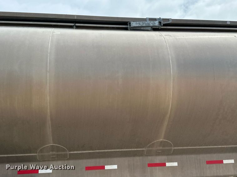 image for item EQ4685 2021 Hensley ATLW-40-35-8 feed delivery trailer