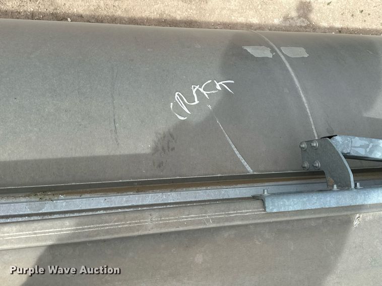 image for item EQ4685 2021 Hensley ATLW-40-35-8 feed delivery trailer