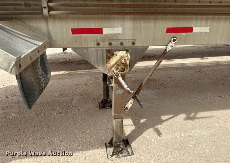 image for item EQ4686 2006 Pinson AA9ID288FFD7AAAP-U feed delivery trailer