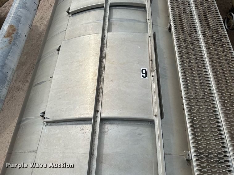 image for item EQ4686 2006 Pinson AA9ID288FFD7AAAP-U feed delivery trailer