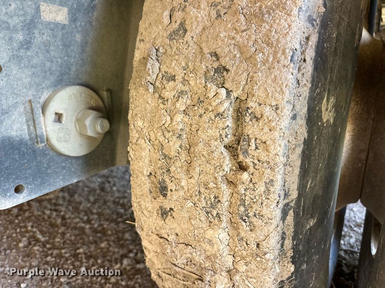 image for item EQ4690 2009 Barrett livestock trailer