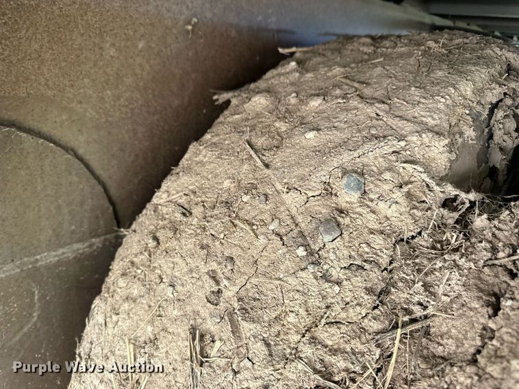 image for item EQ4691 2007 Barrett livestock trailer