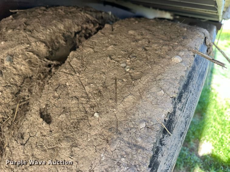 image for item EQ4691 2007 Barrett livestock trailer