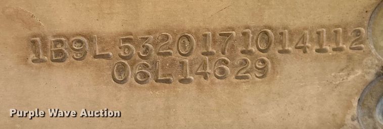 image for item EQ4694 2007 Barrett livestock trailer