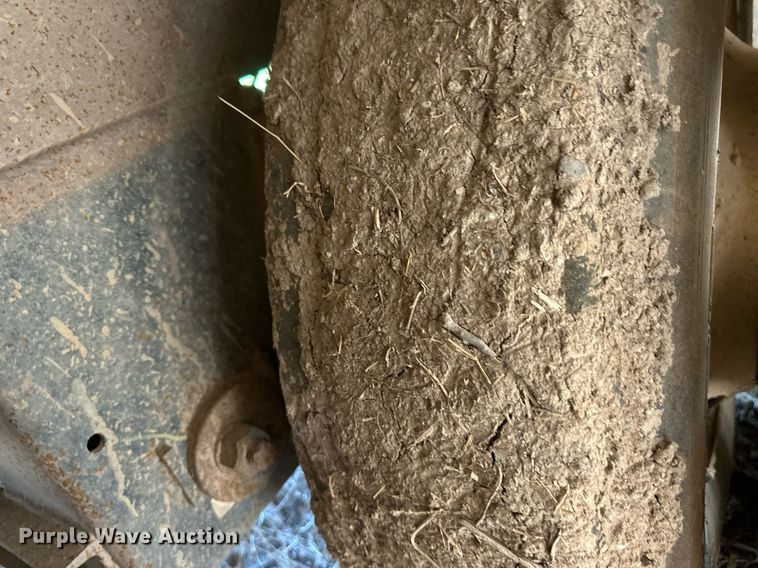 image for item EQ4695 2009 Barrett livestock trailer