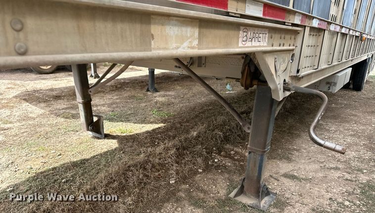 image for item EQ4705 2007 Barrett livestock trailer