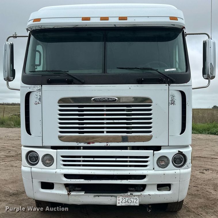 image for item EQ4710 2007 Freightliner Argosy semi truck