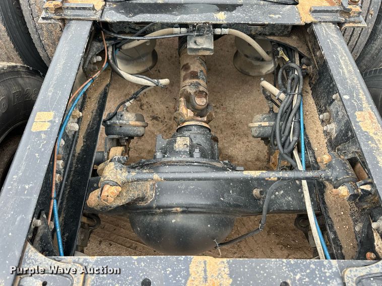 image for item EQ4710 2007 Freightliner Argosy semi truck