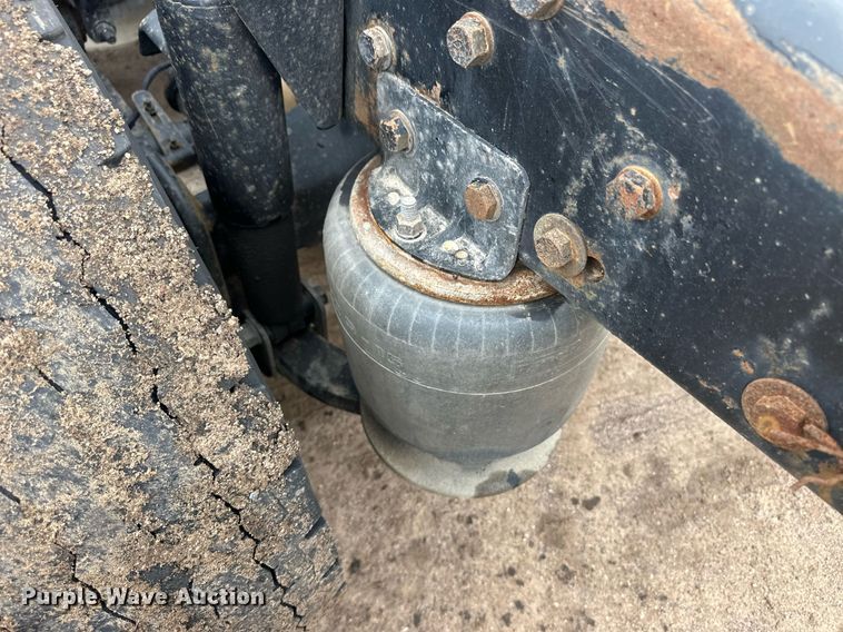 image for item EQ4710 2007 Freightliner Argosy semi truck