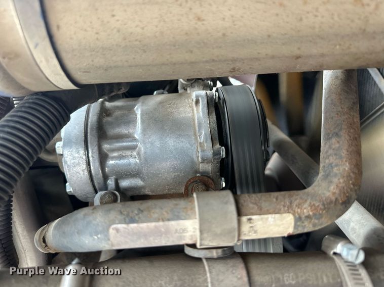 image for item EQ4710 2007 Freightliner Argosy semi truck