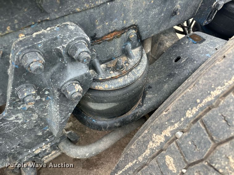 image for item EQ4711 1997 Kenworth T600 semi truck