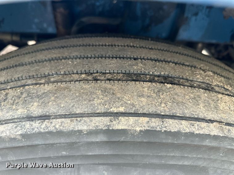 image for item EQ4711 1997 Kenworth T600 semi truck