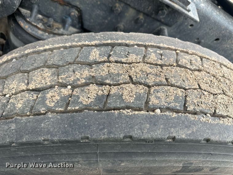 image for item EQ4711 1997 Kenworth T600 semi truck