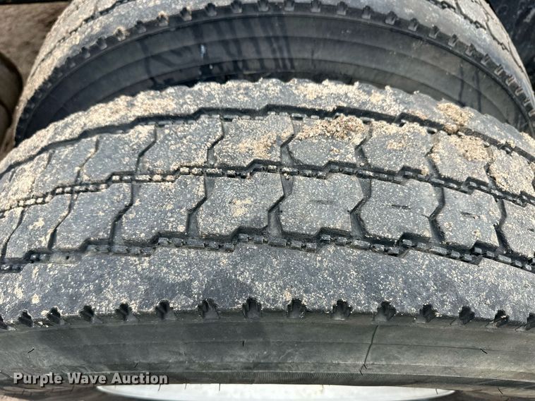 image for item EQ4711 1997 Kenworth T600 semi truck