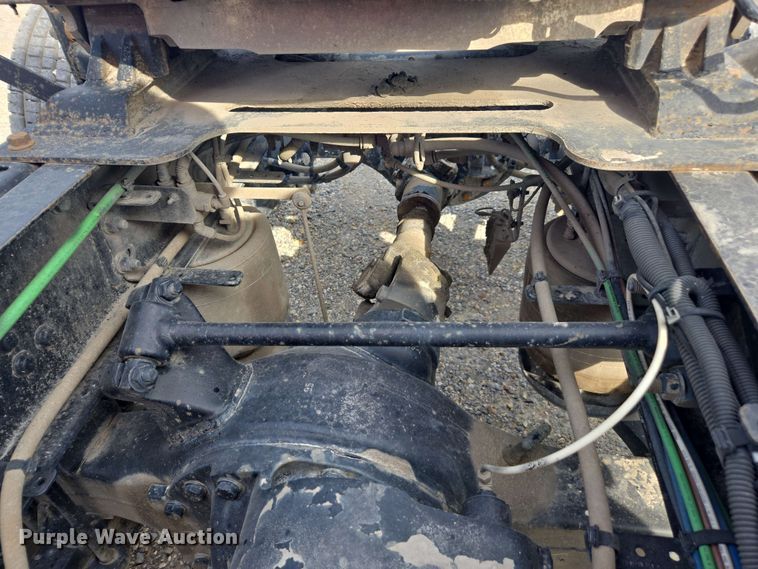 image for item FB9384 2018 Freightliner Cascadia 125 semi truck