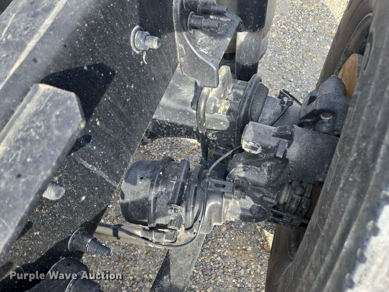 image for item FB9384 2018 Freightliner Cascadia 125 semi truck