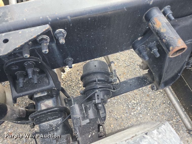 image for item FB9384 2018 Freightliner Cascadia 125 semi truck