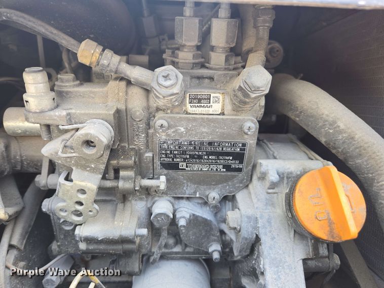 image for item FB9384 2018 Freightliner Cascadia 125 semi truck