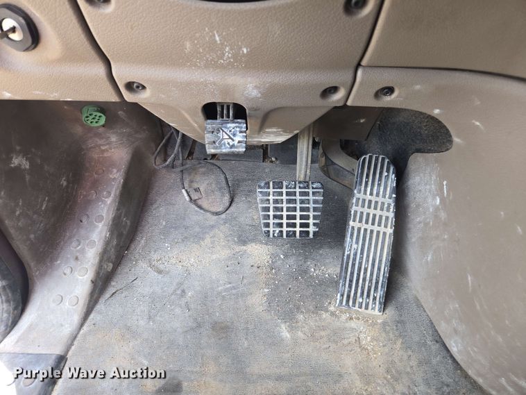 image for item FB9384 2018 Freightliner Cascadia 125 semi truck