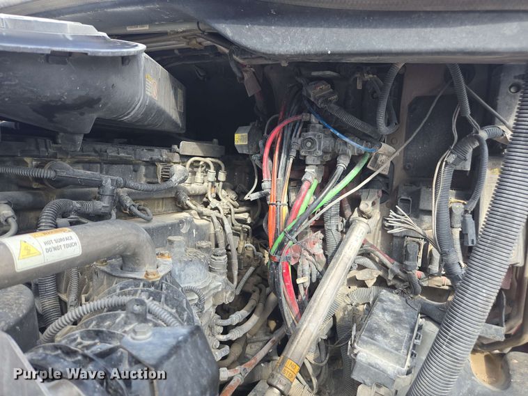 image for item FB9384 2018 Freightliner Cascadia 125 semi truck