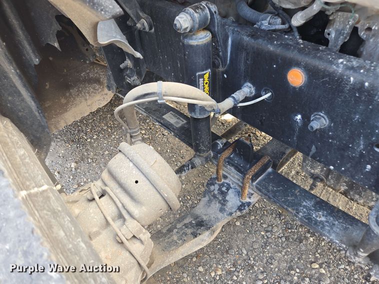 image for item FB9384 2018 Freightliner Cascadia 125 semi truck