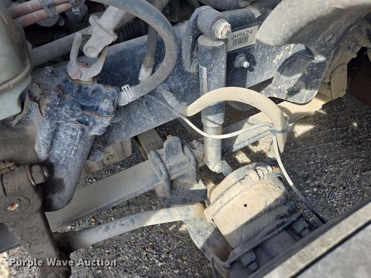 image for item FB9385 2018 Freightliner Cascadia125 semi truck