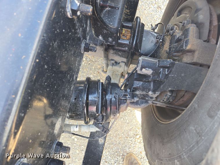 image for item FB9387 2018 Freightliner Cascadia 125 semi truck