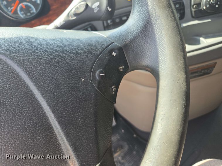 image for item FB9387 2018 Freightliner Cascadia 125 semi truck