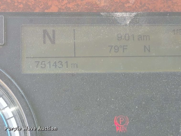 image for item FB9387 2018 Freightliner Cascadia 125 semi truck