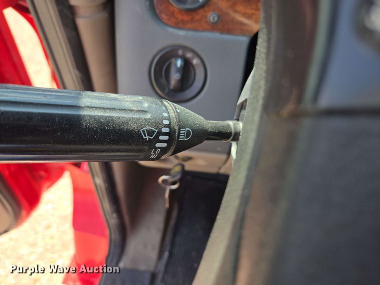 image for item FB9387 2018 Freightliner Cascadia 125 semi truck