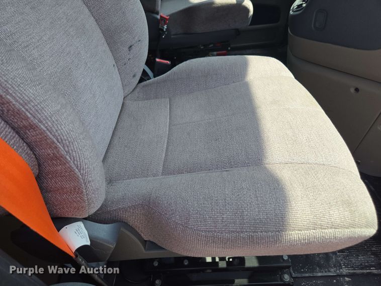 image for item FB9387 2018 Freightliner Cascadia 125 semi truck