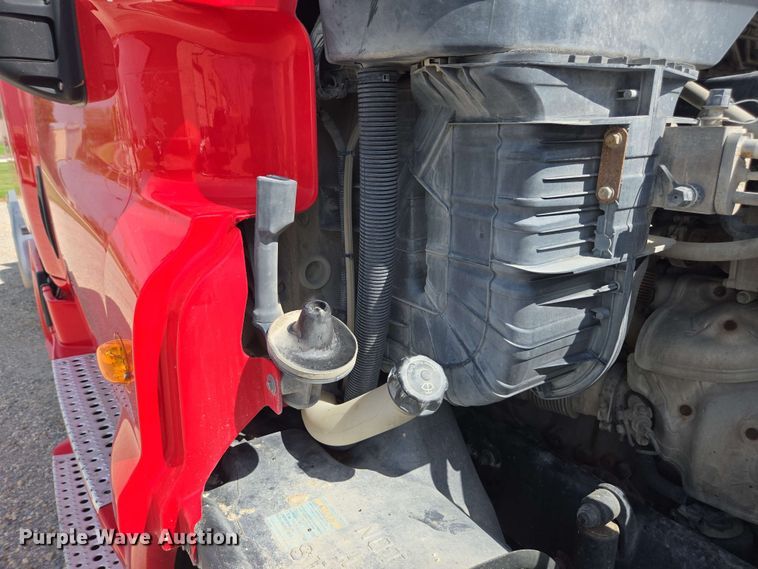 image for item FB9387 2018 Freightliner Cascadia 125 semi truck