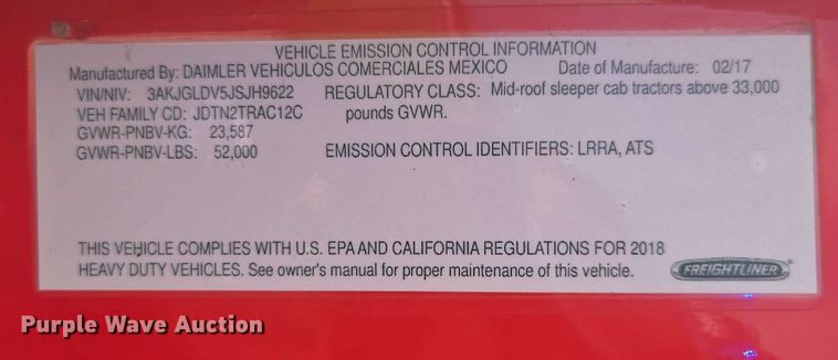 image for item FB9387 2018 Freightliner Cascadia 125 semi truck