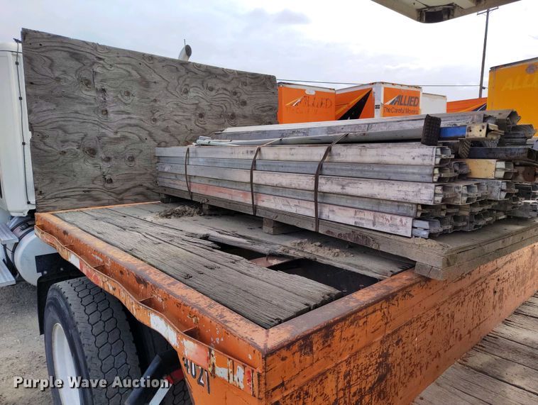 image for item IP9550 1971 Shop built drop deck trailer