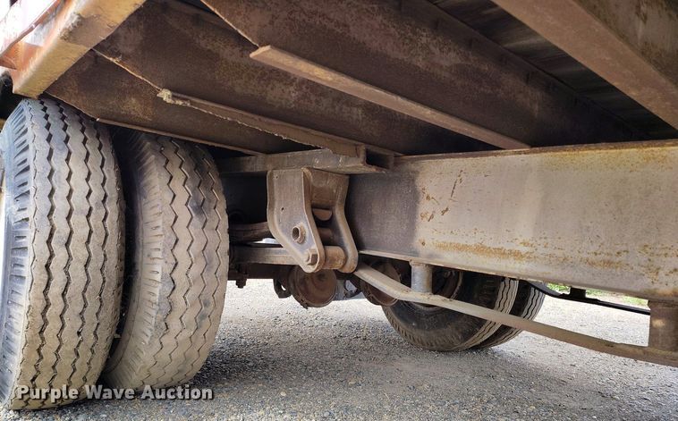 image for item IP9550 1971 Shop built drop deck trailer