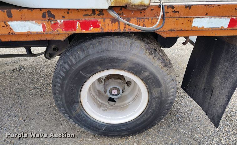 image for item IP9550 1971 Shop built drop deck trailer