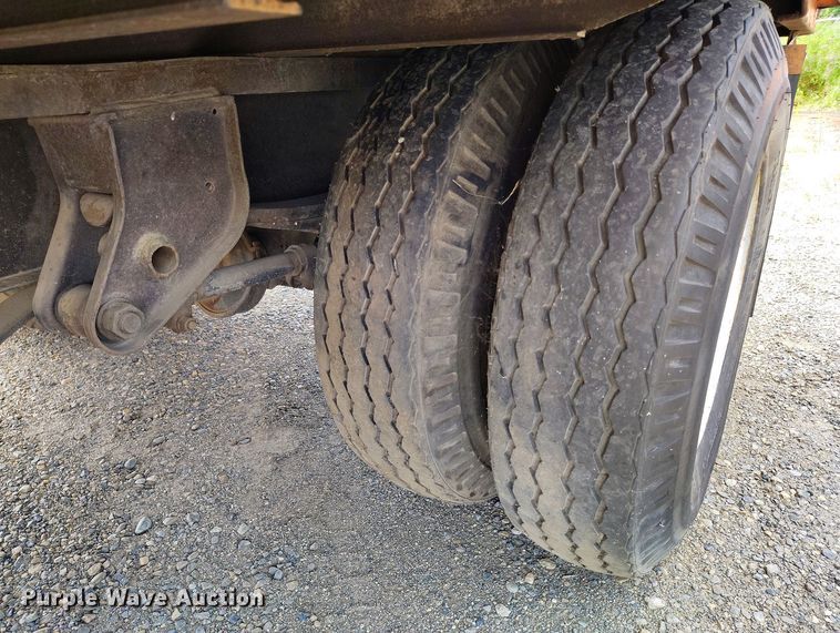 image for item IP9550 1971 Shop built drop deck trailer