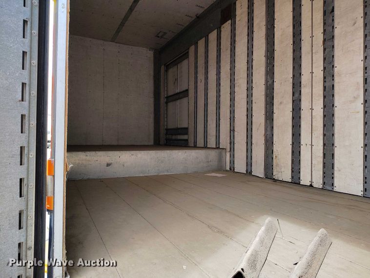 image for item IP9557 1997 Featherlite dry van trailer