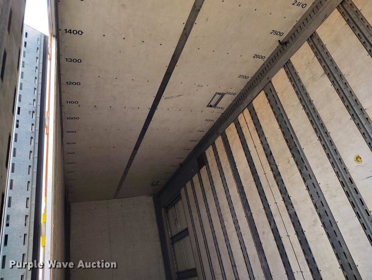 image for item IP9557 1997 Featherlite dry van trailer