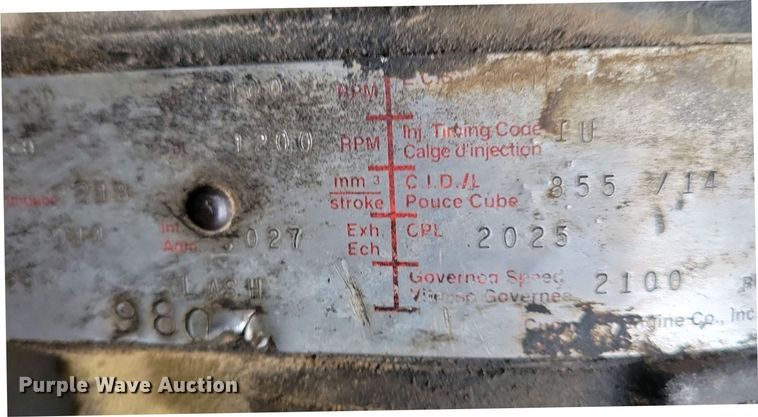 image for item NV9810 1998 Ford AT9522 semi truck