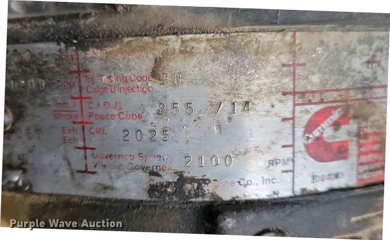 image for item NV9810 1998 Ford AT9522 semi truck