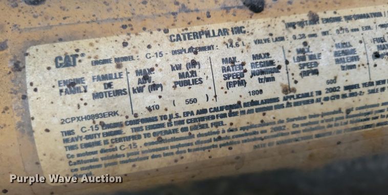 image for item NV9811 2003 Freightliner FLD semi truck