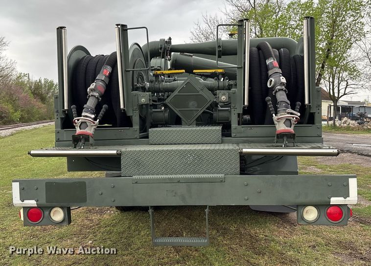 image for item OB9613 1987 Chevrolet C6500 fuel / lube truck