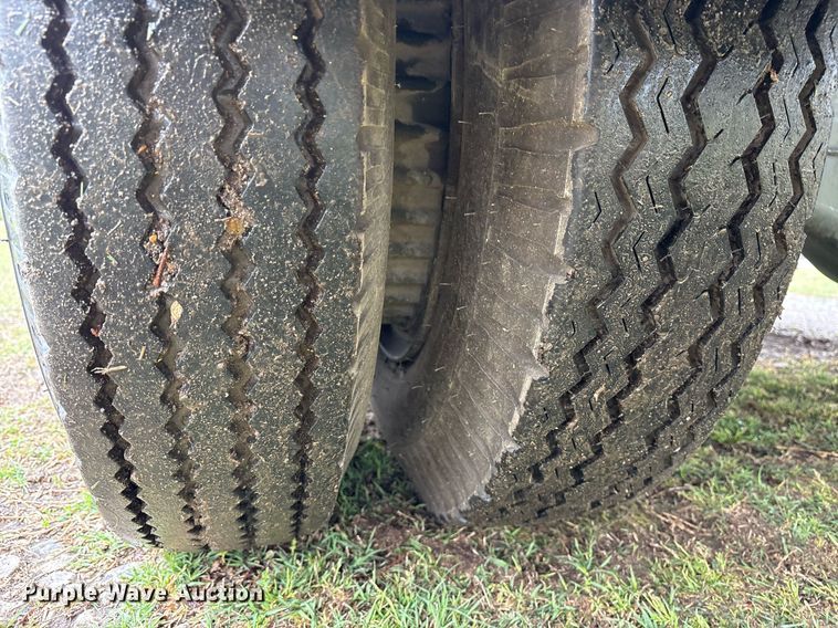 image for item OB9613 1987 Chevrolet C6500 fuel / lube truck