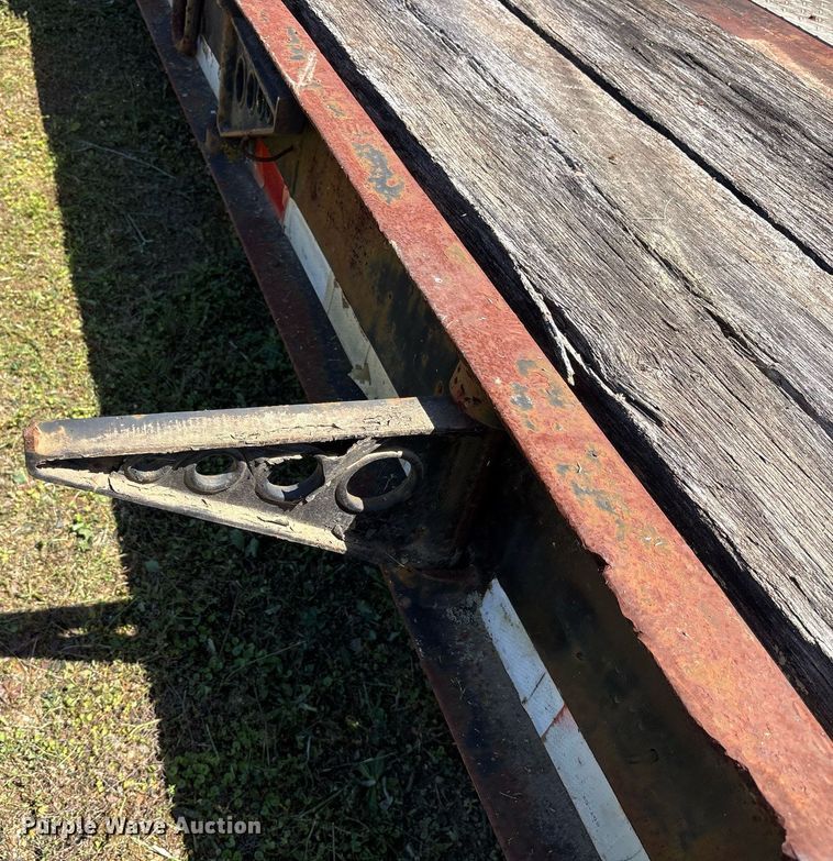 image for item OB9672 1989 Talbert TDW-30-SRG lowboy equipment trailer