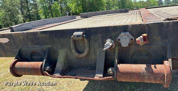 image for item OB9672 1989 Talbert TDW-30-SRG lowboy equipment trailer